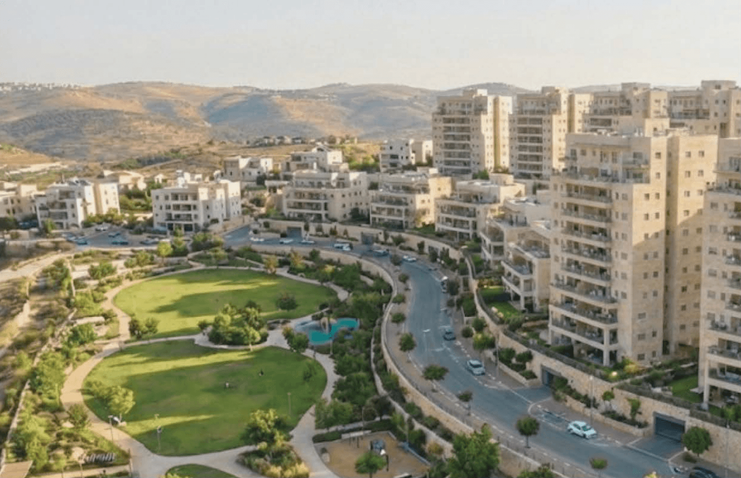 Residential buildings in the Zayit neighborhood of Efrat