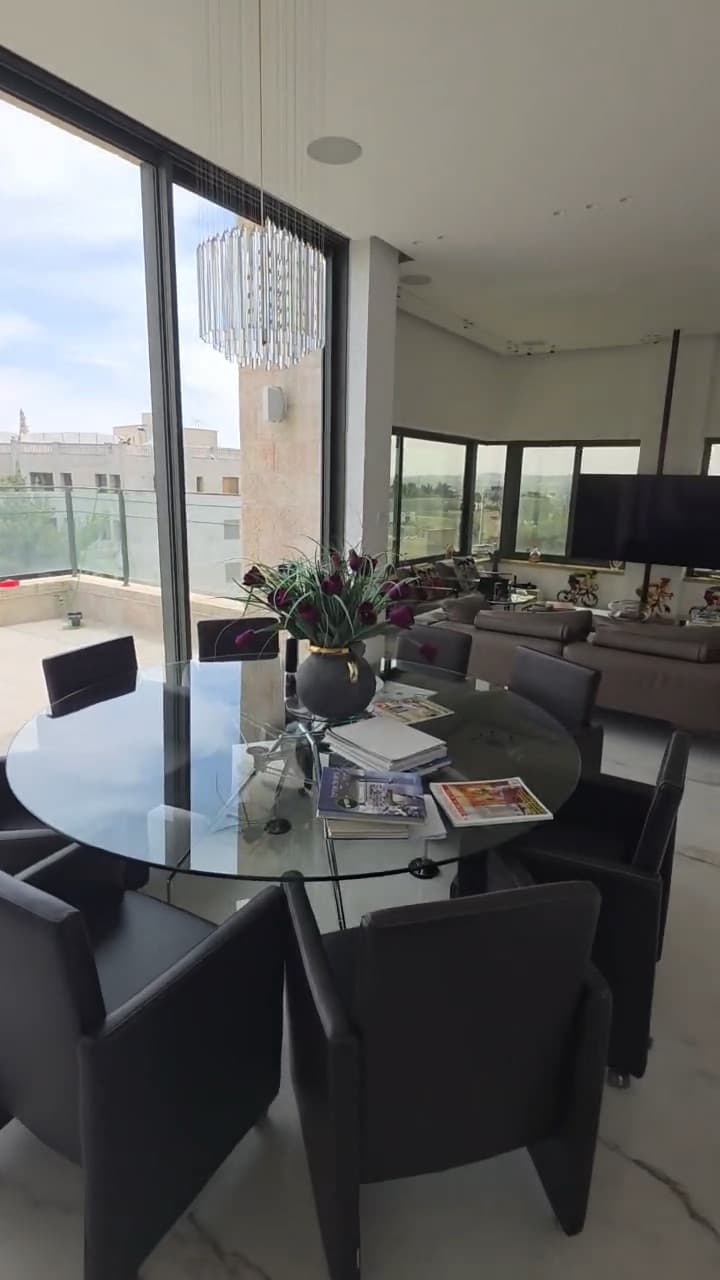 Rehavia • Trophy Penthouse photo 9